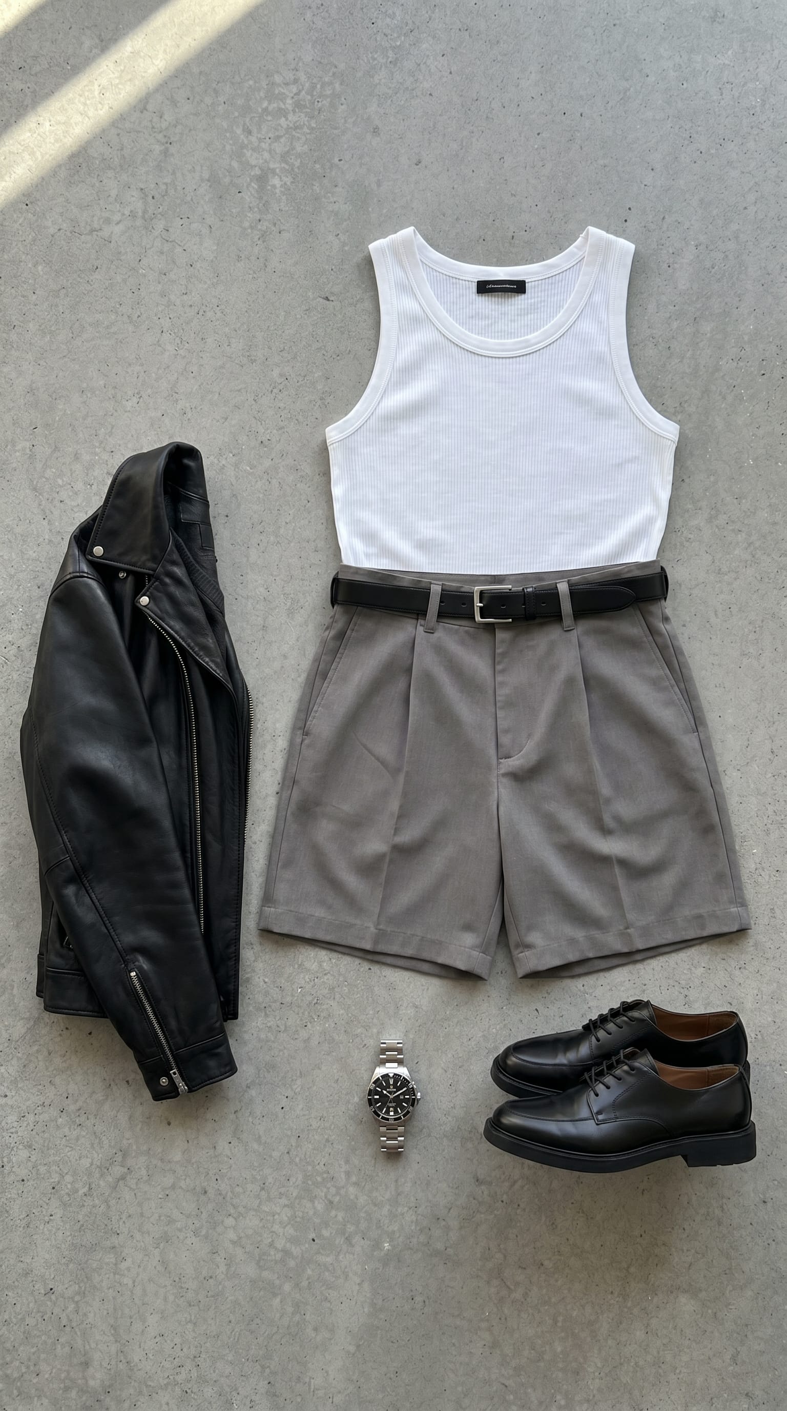 Black jacket. Grey short. — outfit