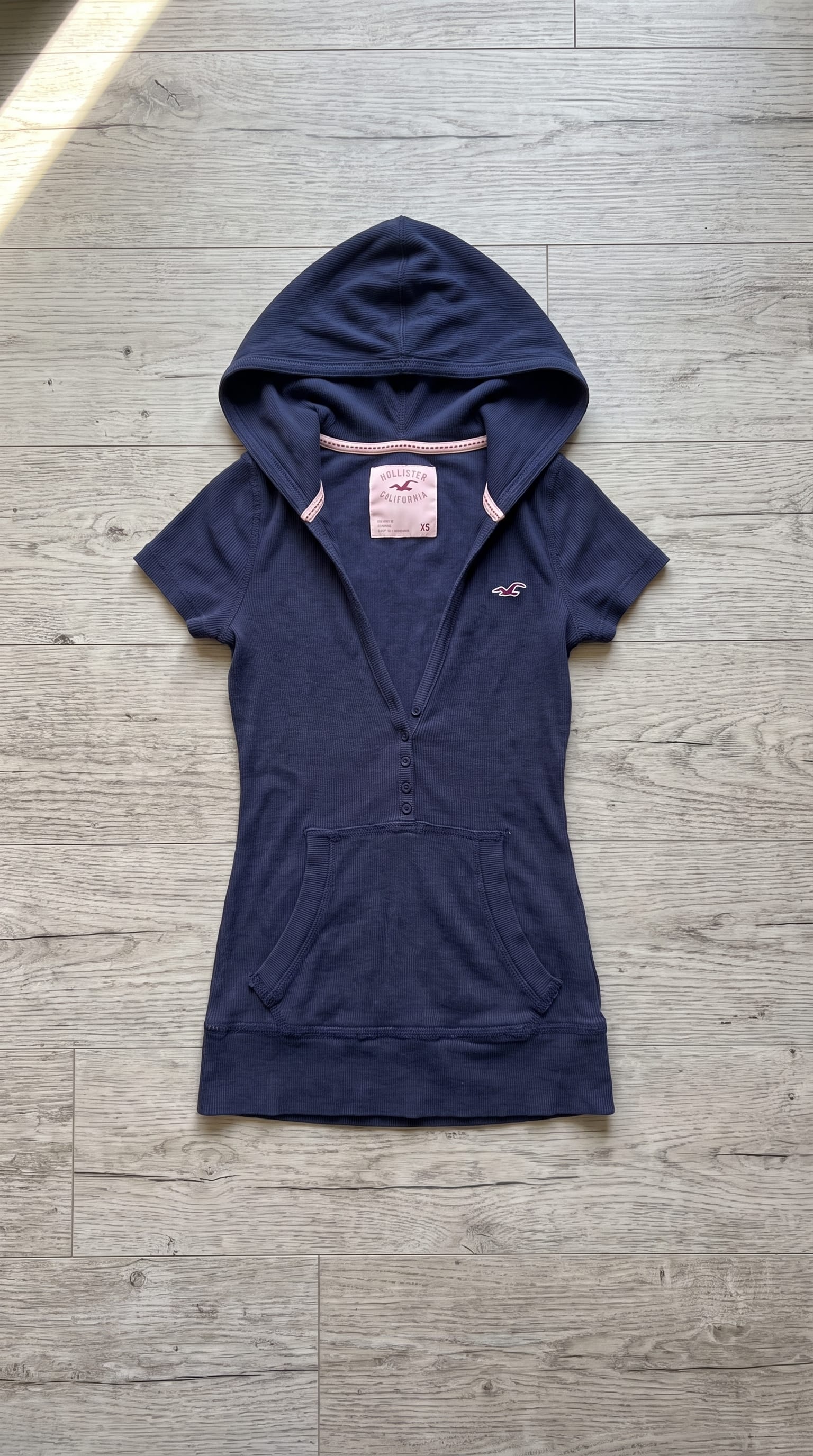 Winter Minimalist Outfit Women: Styling a Navy Knit flat-lay
